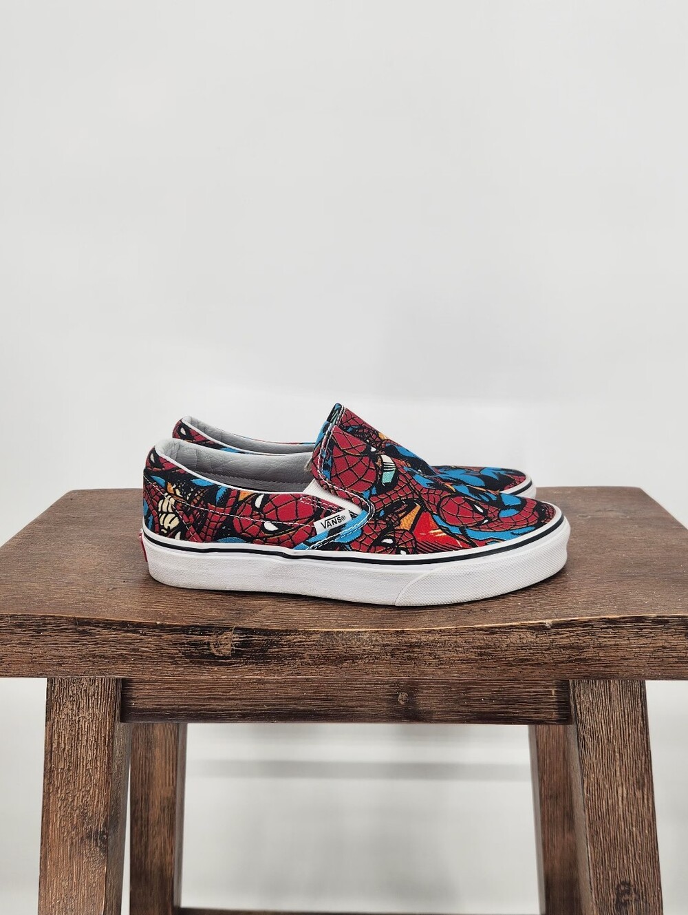 Vans x Marvel Spider-Man Mens 6/Womens 7 Classic Slip On Comic Print EUC